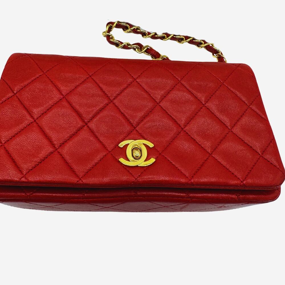 Vintage Red Chanel Lambskin Leather Small Single Flap with 24k gold-plated HW - Picture 2 of 15